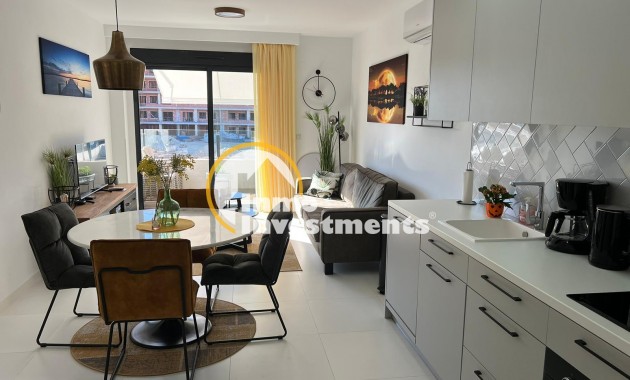 Apartment - Gebrauchtimmobilien - San Miguel de Salinas - 10779