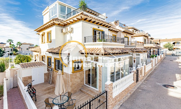 Quad House - Till salu - Playa Flamenca - 10493