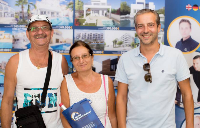 Property buyers choose the Costa Blanca´s Playa Flamenca