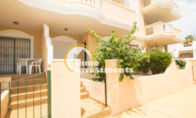 Apartment for sale in Aguamarina, Spain, close to the beach