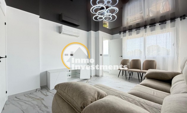 Apartamento - Reventa - Orihuela Costa - La Zenia