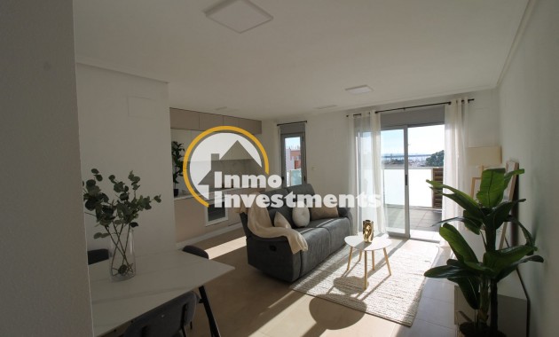 Apartamento - Reventa - Torrevieja - 13209
