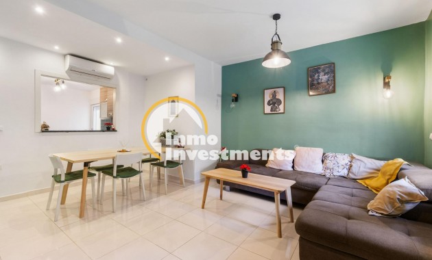 Apartamento - Reventa - Torrevieja - Centro Torrevieja