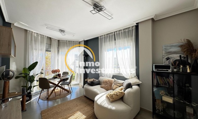 Apartamento - Reventa - Torrevieja - Estacion de autobuses