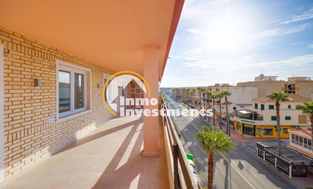 Apartamento - Reventa - Torrevieja - Playas