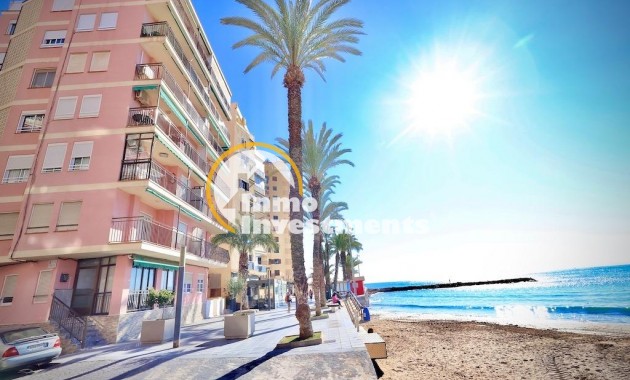 Apartment - Gebrauchtimmobilien - Torrevieja - Strand