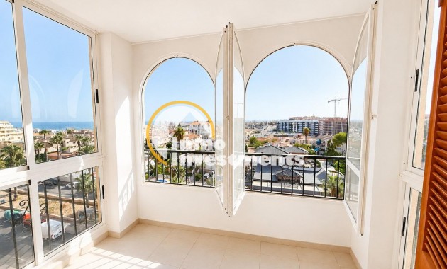 Apartment - Resale - Torrevieja - Beach
