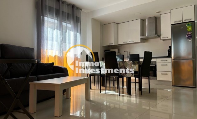Apartment - Resale - Torrevieja - Estacion de autobuses