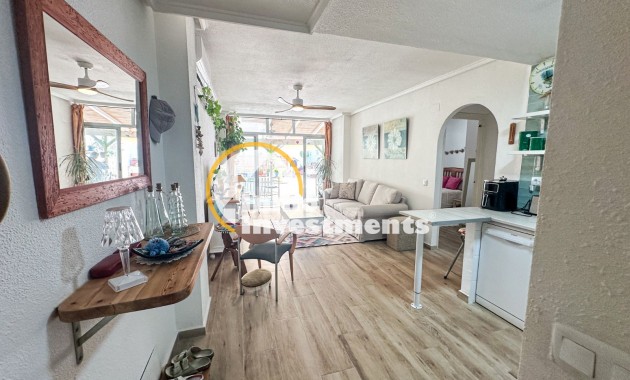 Apartment - Resale - Torrevieja - Las Piscinas Naturales