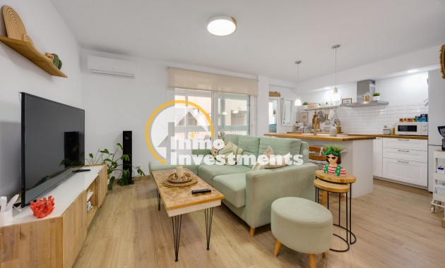 Apartment - Resale - Torrevieja - Playa de los Naufragos