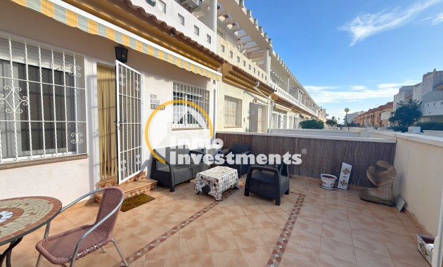 Chalet adosado - Reventa - Cabo Roig - 13214