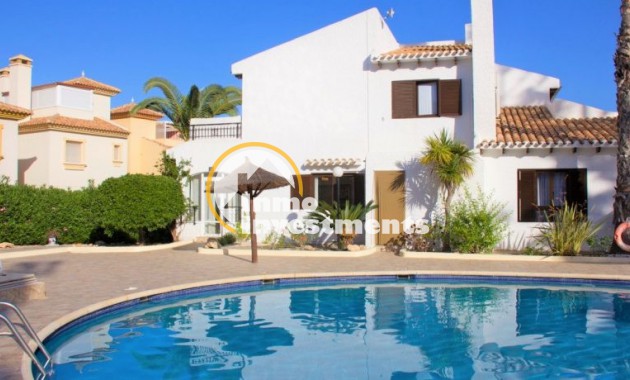 Chalet adosado - Reventa - Cabo Roig - 8394