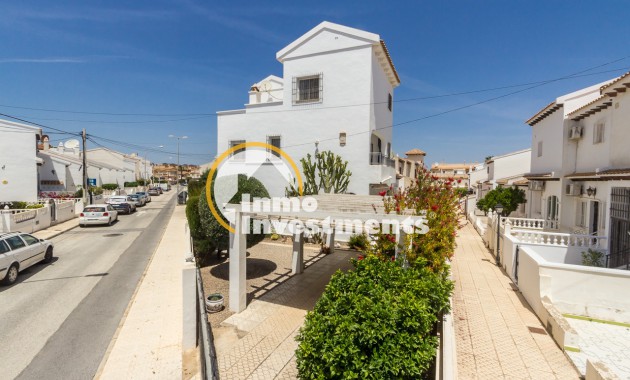 Chalet adosado - Reventa - Villamartin - 8356