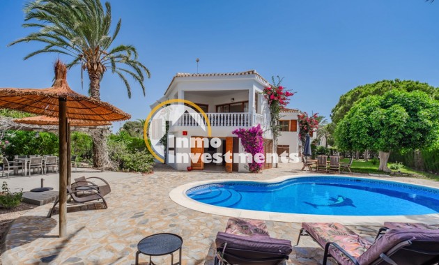 Chalet independiente - Reventa - Cabo Roig - Playa