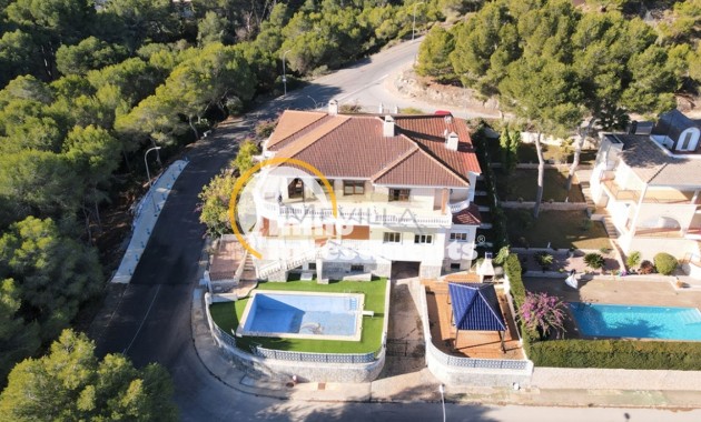 Chalet independiente - Reventa - Campoamor - 10271