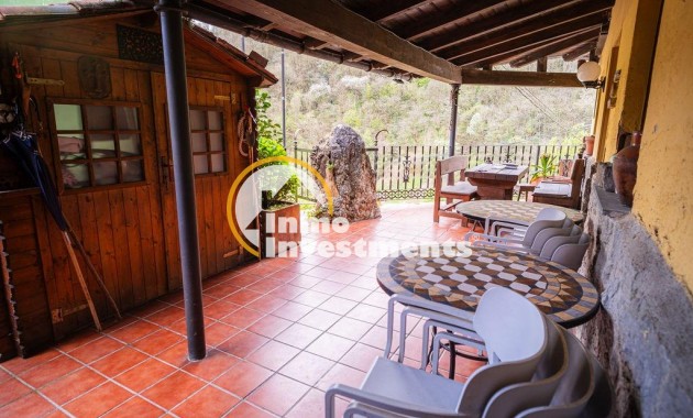 Chalet independiente - Reventa - Lena - 76041