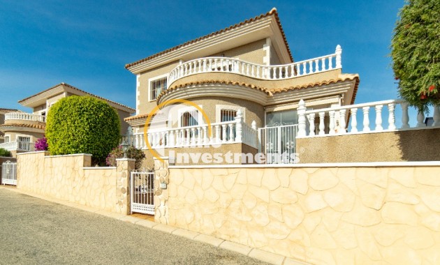 Chalet independiente - Reventa - Los Altos - Los Altos