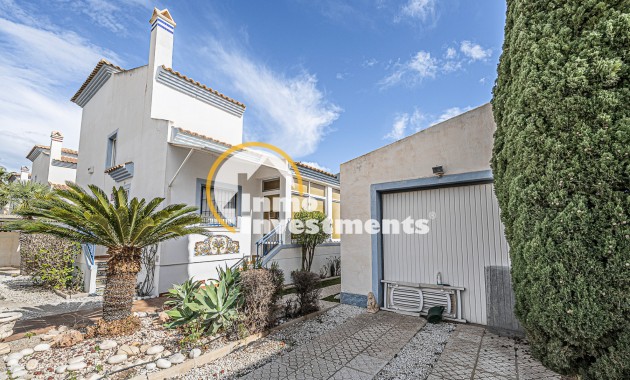 Chalet independiente - Reventa - Playa Flamenca - 10628