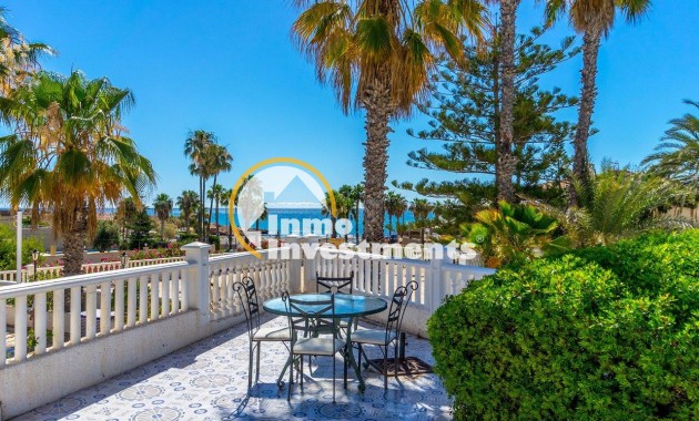 Chalet independiente - Reventa - Playa Flamenca - 11232