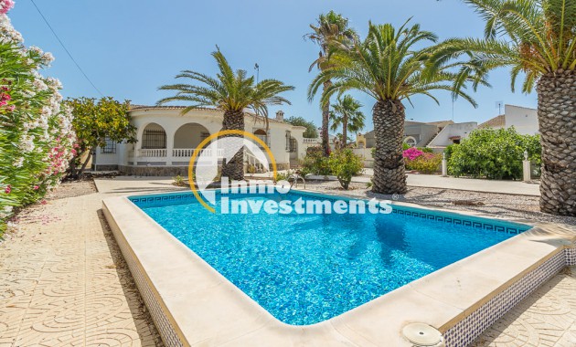 Chalet independiente - Reventa - Torrevieja - 4736