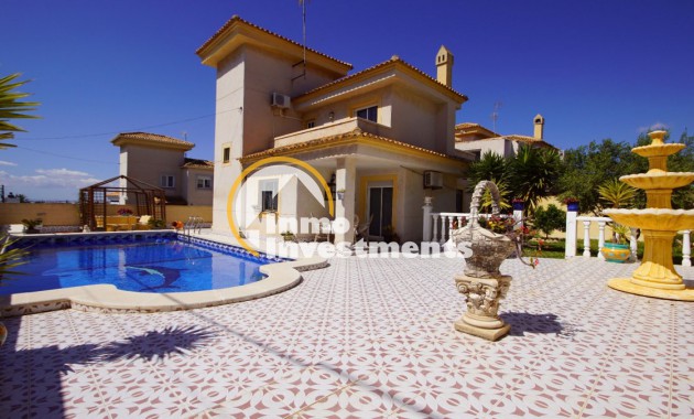 Chalet independiente - Reventa - Torrevieja - 5115