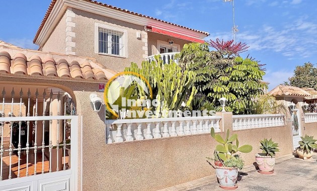 Chalet independiente - Reventa - Torrevieja - 80243