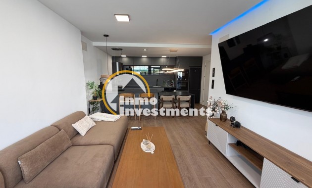 Chalet independiente - Reventa - Torrevieja - Calas Blanca