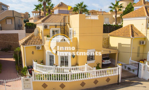 Chalet independiente - Reventa - Villamartin - 4024