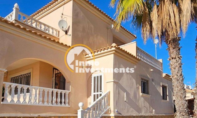 Chalet independiente - Reventa - Villamartin - Las Filipinas