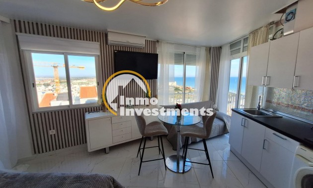 Estudio - Reventa - Torrevieja - 89018