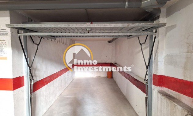 Garage - Bestaande bouw - Torrevieja - Centro