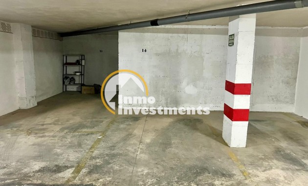 Garage - Gebrauchtimmobilien - Torrevieja - Centro