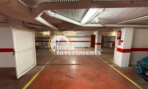 Garage - Location long terme - Torrevieja - Centro