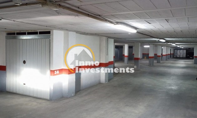 Garage - Revente privée - Torrevieja - 21052