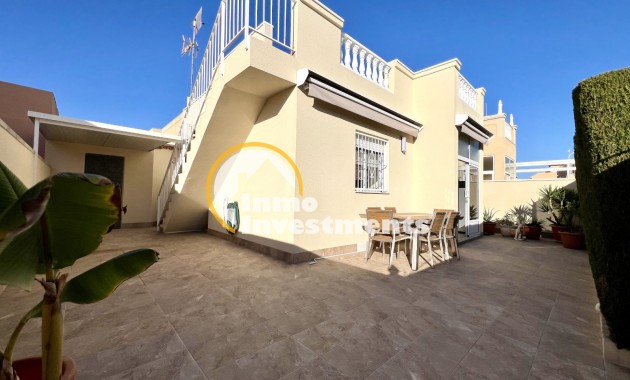 Half vrijstaande villa - Bestaande bouw - Torrevieja - Torrevieja