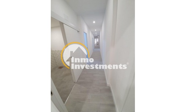 Kommerzial - Gebrauchtimmobilien - Alicante - Los angeles