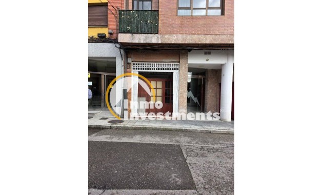 Local comercial - Reventa - Oviedo - Fozaneldi-Tenderina