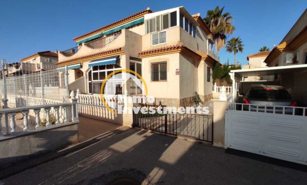 Quad House - Investitionen - Playa Flamenca - Iria