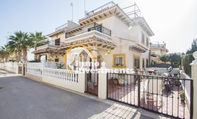 Quad House - Resale - Playa Flamenca - 5556