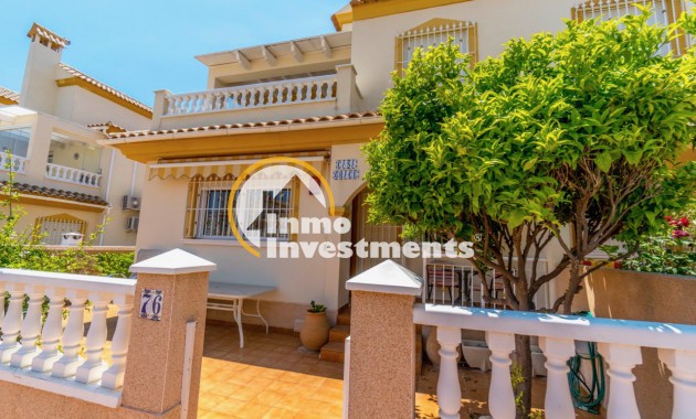  - Resale - Playa Flamenca - Market area