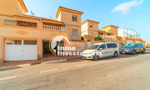 Semi detached villa - Resale - Los Altos - Los Altos