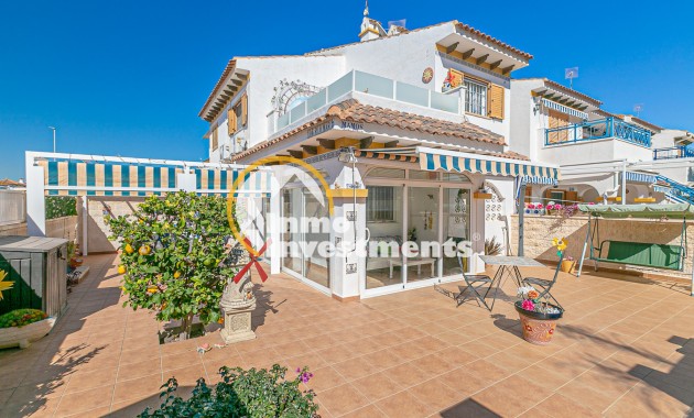 Semi detached villa - Resale - Mil Palmeras - 13390