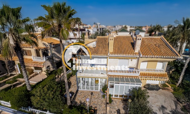 Town house - Resale - Cabo Roig - 9667