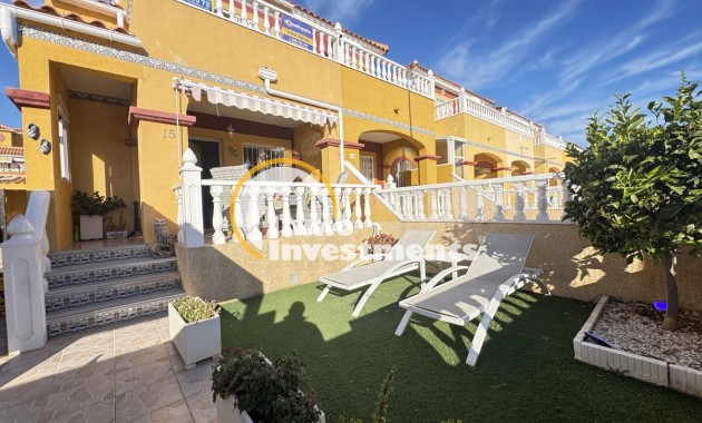Town house - Resale - Cabo Roig - La Regia