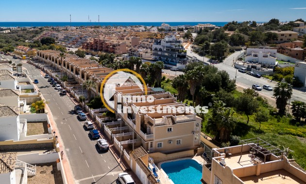 Town house - Resale - Villamartin - 11886