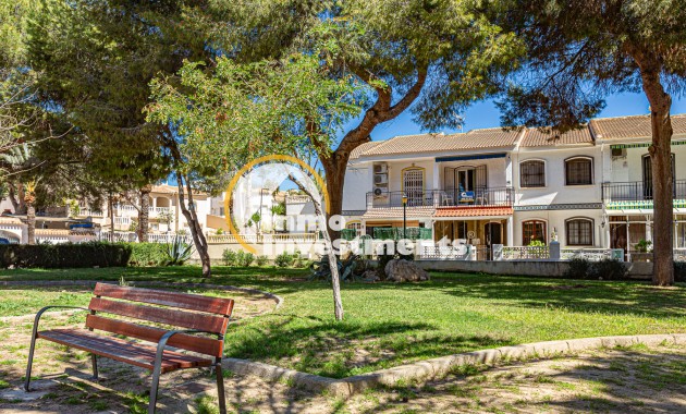 Town house - Till salu - La Zenia - 11430