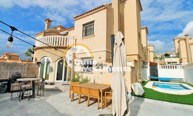 Town house - Till salu - Villamartin - 13001