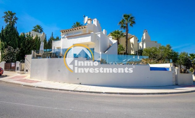 Villa - Bestaande bouw - Orihuela Costa - 90232