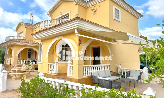 Villa - Bestaande bouw - Orihuela Costa - 