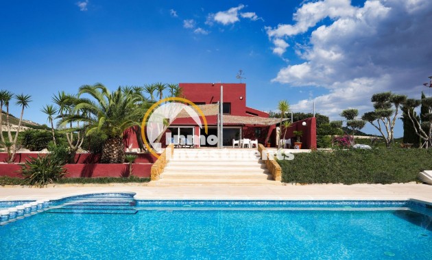 Villa - Bestaande bouw - Orihuela - Desamparados-Hurchillo-Torremendo